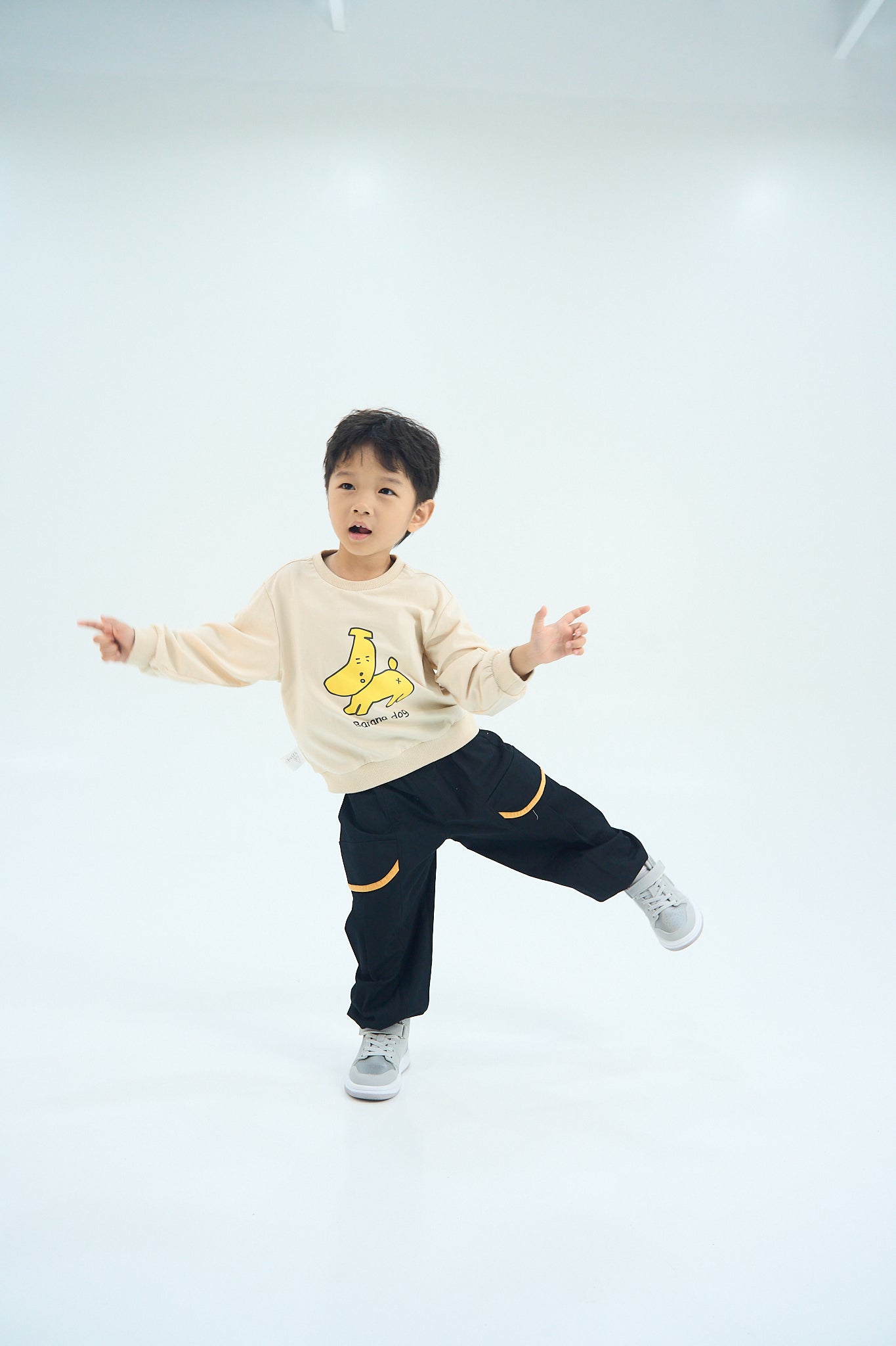 Lorenzo Sweater